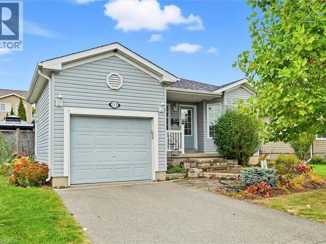 111 GRACEHILL Crescent Hamilton Ontario, L8B 1A5 - 2 Bedrooms Home For Sale