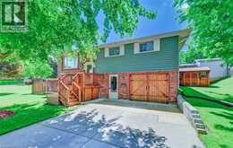 3 PARKLAND Crescent | Kitchener Ontario | Slide Image Two