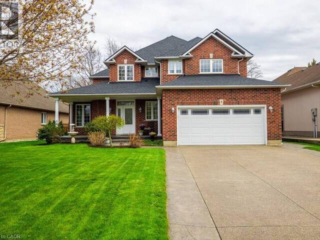 8 SOPHIE Court Grimsby Ontario, L3M 5L6 - 4 Bedrooms Home For Sale
