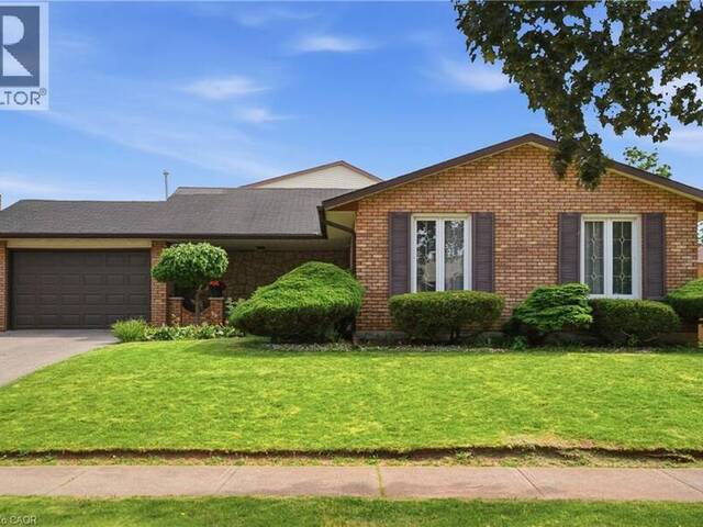 2 LORING Crescent Hamilton Ontario, L8E 3X3 - 3 Bedrooms Home For Sale