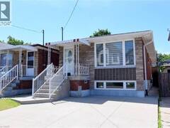 185 ROSSLYN Avenue N Hamilton Ontario, L8L 7P8