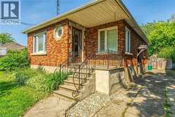 70 CONCORD Avenue | St. Catharines Ontario | Slide Image Three
