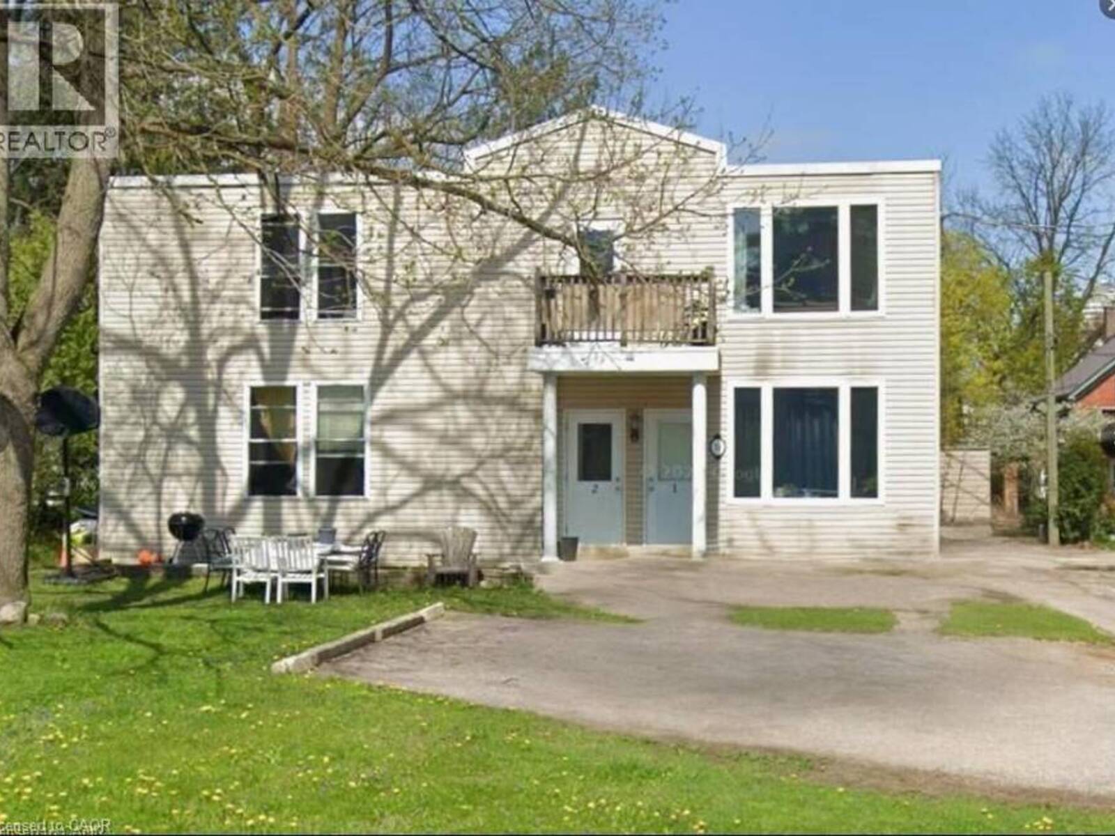 74 WILLIAM Street W, Waterloo, Ontario N2L 1J7