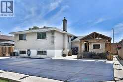 11 LYNWOOD Drive | Hamilton Ontario | Slide Image Thirty