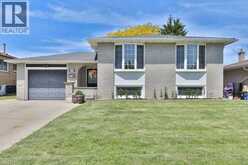 11 LYNWOOD Drive | Hamilton Ontario | Slide Image Three