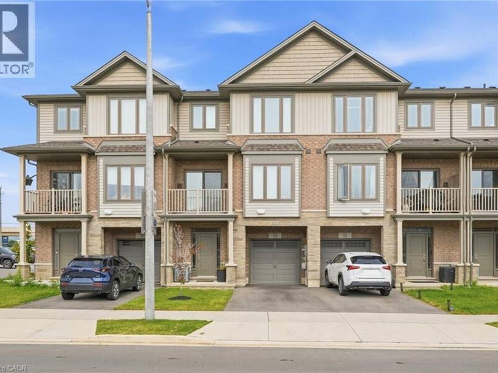 13 RACHEL Drive, Hamilton, Ontario L8E 0K6