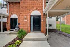 417 KEATS Way Unit# 4 | Waterloo Ontario | Slide Image Four
