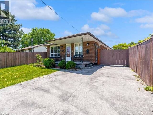 261 LIMERIDGE Road W Hamilton Ontario, L9C 2V4 - 4 Bedrooms Home For Sale