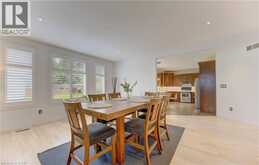 725 ZURICH Drive | Waterloo Ontario | Slide Image Ten