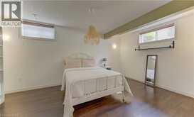 725 ZURICH Drive | Waterloo Ontario | Slide Image Forty