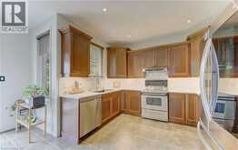 725 ZURICH Drive | Waterloo Ontario | Slide Image Seventeen