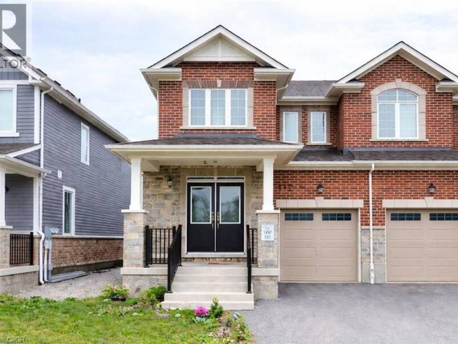 112 FORESTWALK Street, Kitchener, Ontario N2R 0S9