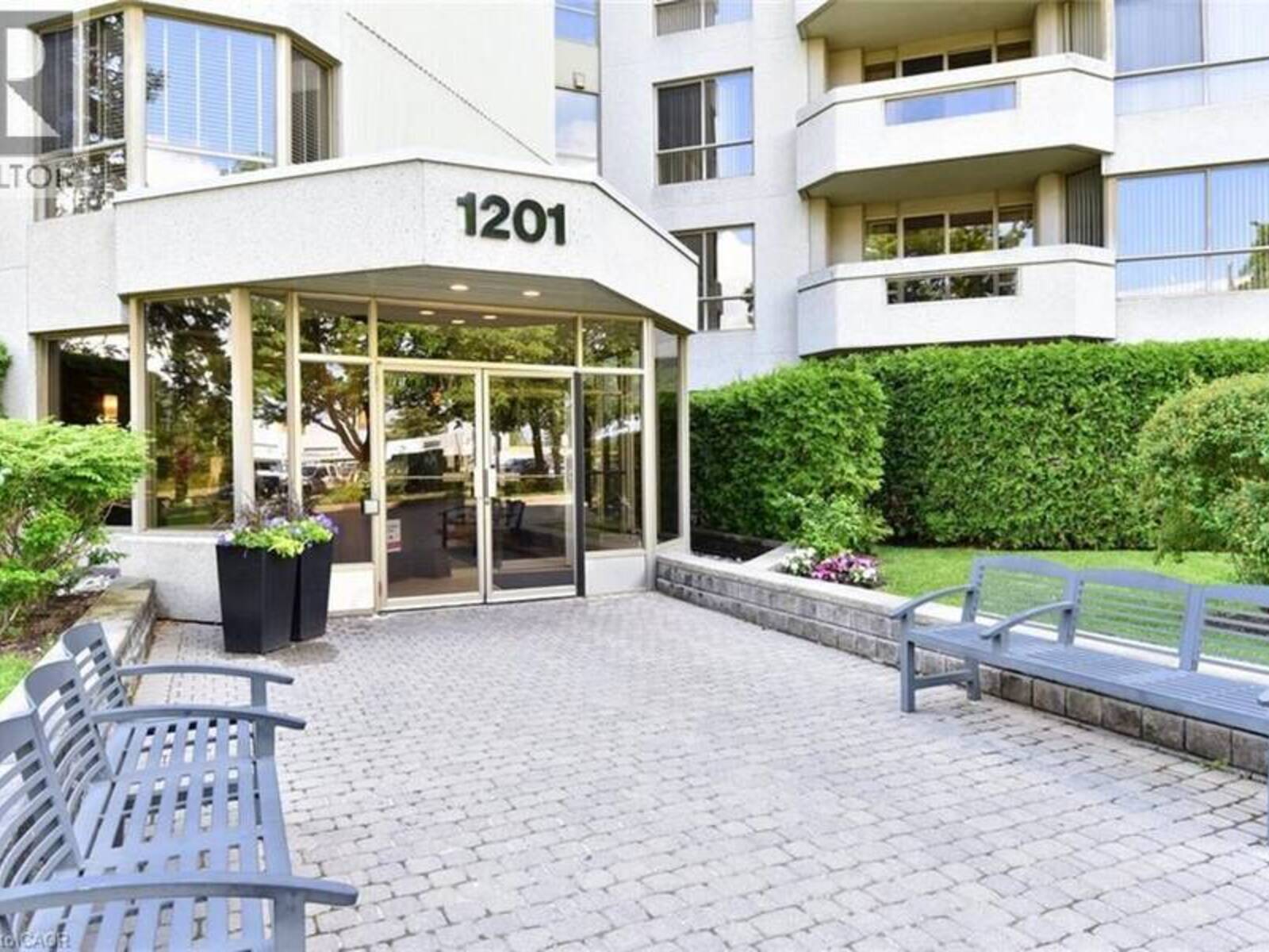 1201 NORTH SHORE Boulevard E Unit# 108, Burlington, Ontario L7S 1Z5