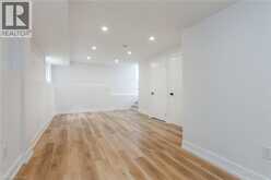 629 SETTLERSFIELD Court Unit# B | Waterloo Ontario | Slide Image Thirty