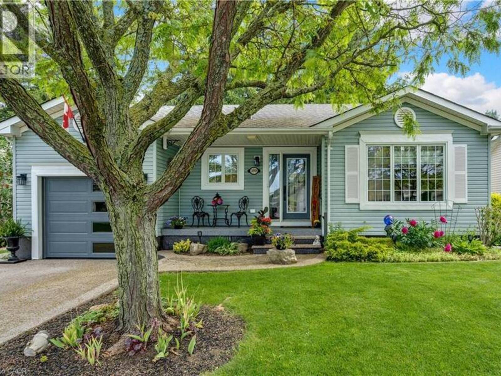 109 GLENARIFF Drive, Hamilton, Ontario L8B 1A5