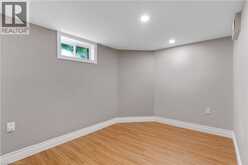 109 GLENARIFF Drive | Hamilton Ontario | Slide Image Thirty-one