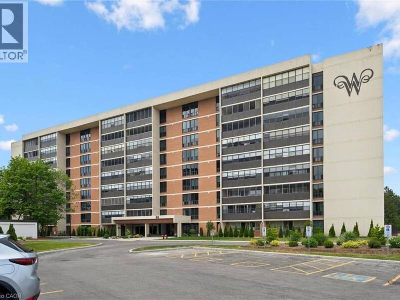 65 WESTMOUNT Road Unit# 211, Waterloo, Ontario N2L 5G6