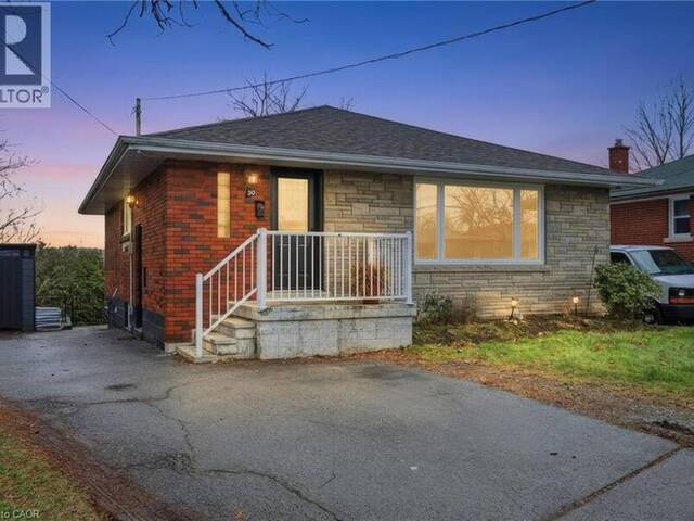 20 NELLIGAN Place Hamilton Ontario, L8K 4X7 - 3 Bedrooms Home For Sale