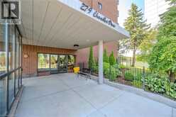 279 CHANDLER Drive Unit# 405 | Kitchener Ontario | Slide Image Five