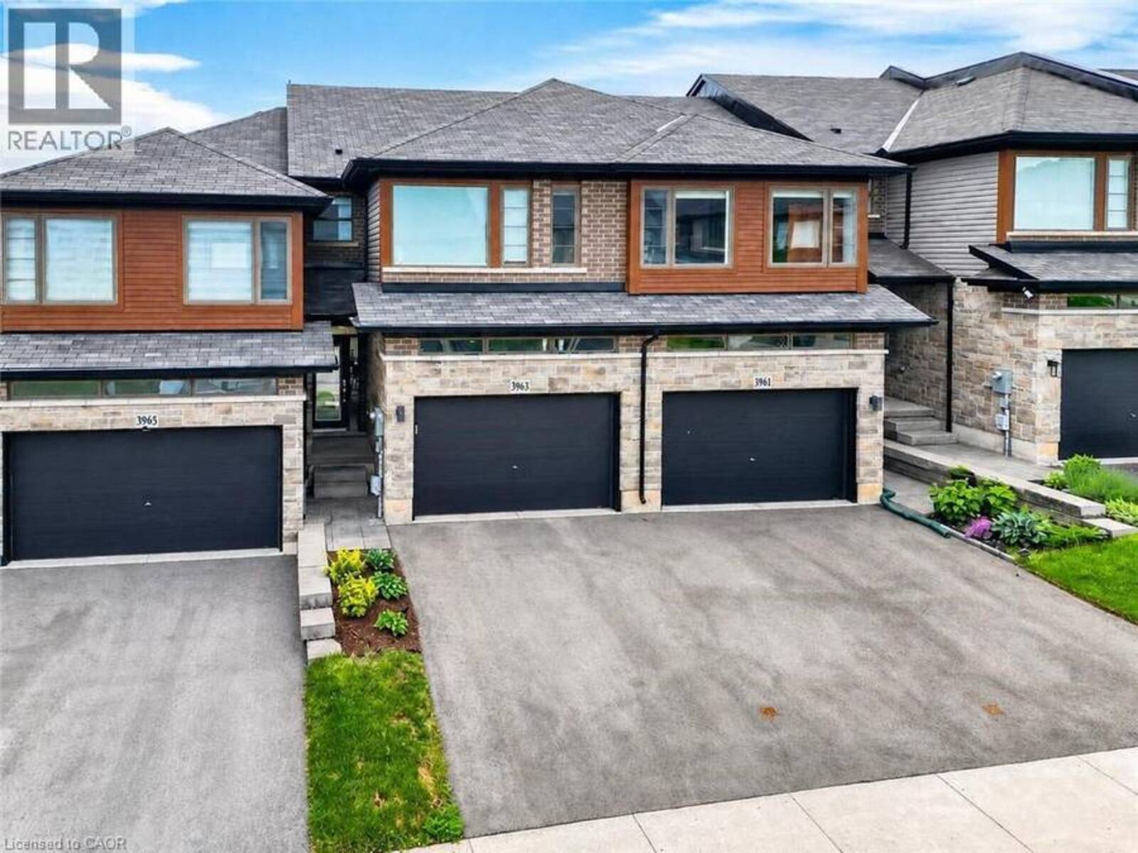 3963 CROWN Street, Beamsville, Ontario L3J 0T1