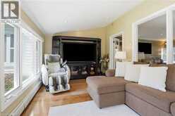 549 ANN Avenue | Burlington Ontario | Slide Image Thirteen