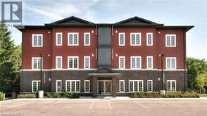 33 MURRAY Court Unit# 5 | Perth East Ontario | Slide Image Four