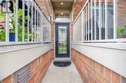 5035 BIDWELL Common | Burlington Ontario | Slide Image Three