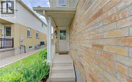 15 COTTON GRASS Street | Kitchener Ontario | Slide Image Three