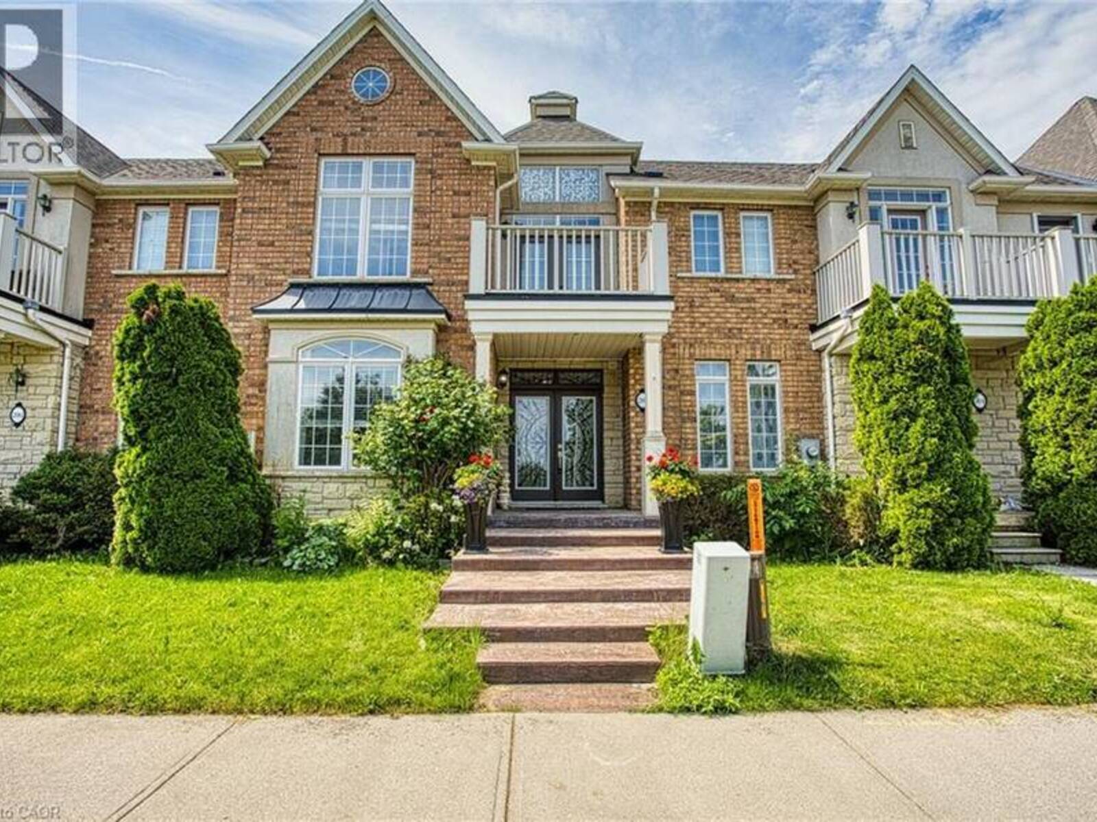 206 SPRINGSTEAD Avenue, Hamilton, Ontario L8E 6E8