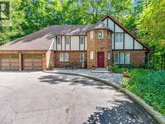 110 GRAND RIDGE Drive Cambridge Ontario, N1S 4E4