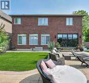 137 DIIORIO Circle | Ancaster Ontario | Slide Image Twenty-four