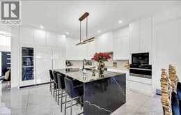 137 DIIORIO Circle | Ancaster Ontario | Slide Image Nine