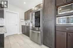 127 MONARCH WOODS Drive | Kitchener Ontario | Slide Image Ten