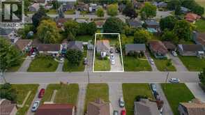 1519 HOWLAND Avenue | London Ontario | Slide Image Forty