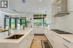 2104 DEVON Road | Oakville Ontario | Slide Image Thirteen