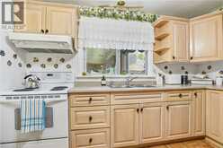 147 VILLAGE Road | St. Catharines Ontario | Slide Image Thirteen