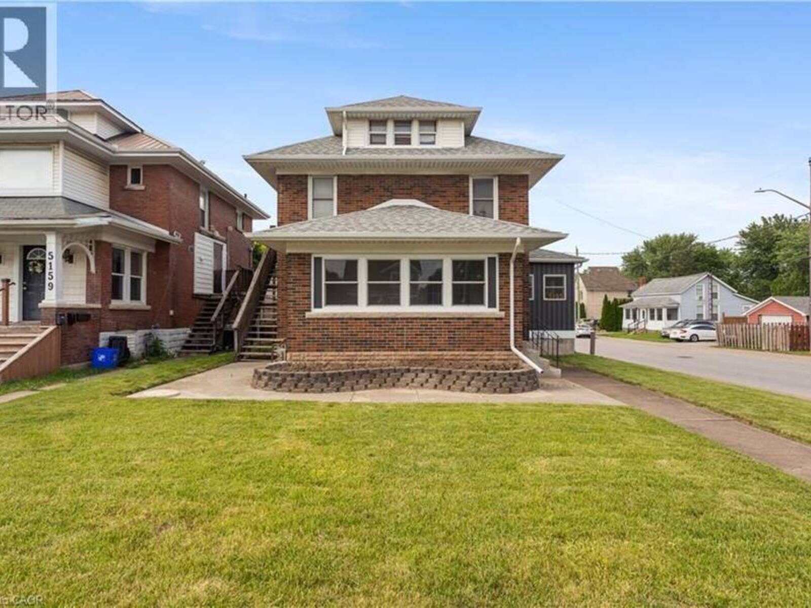 5155 BRIDGE Street, Niagara Falls, Ontario L2E 2T2