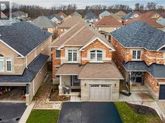 44 MATTEO Trail Hamilton Ontario, L9B 0E6