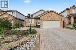 6 THEODORE Drive | Hamilton Ontario | Slide Image One