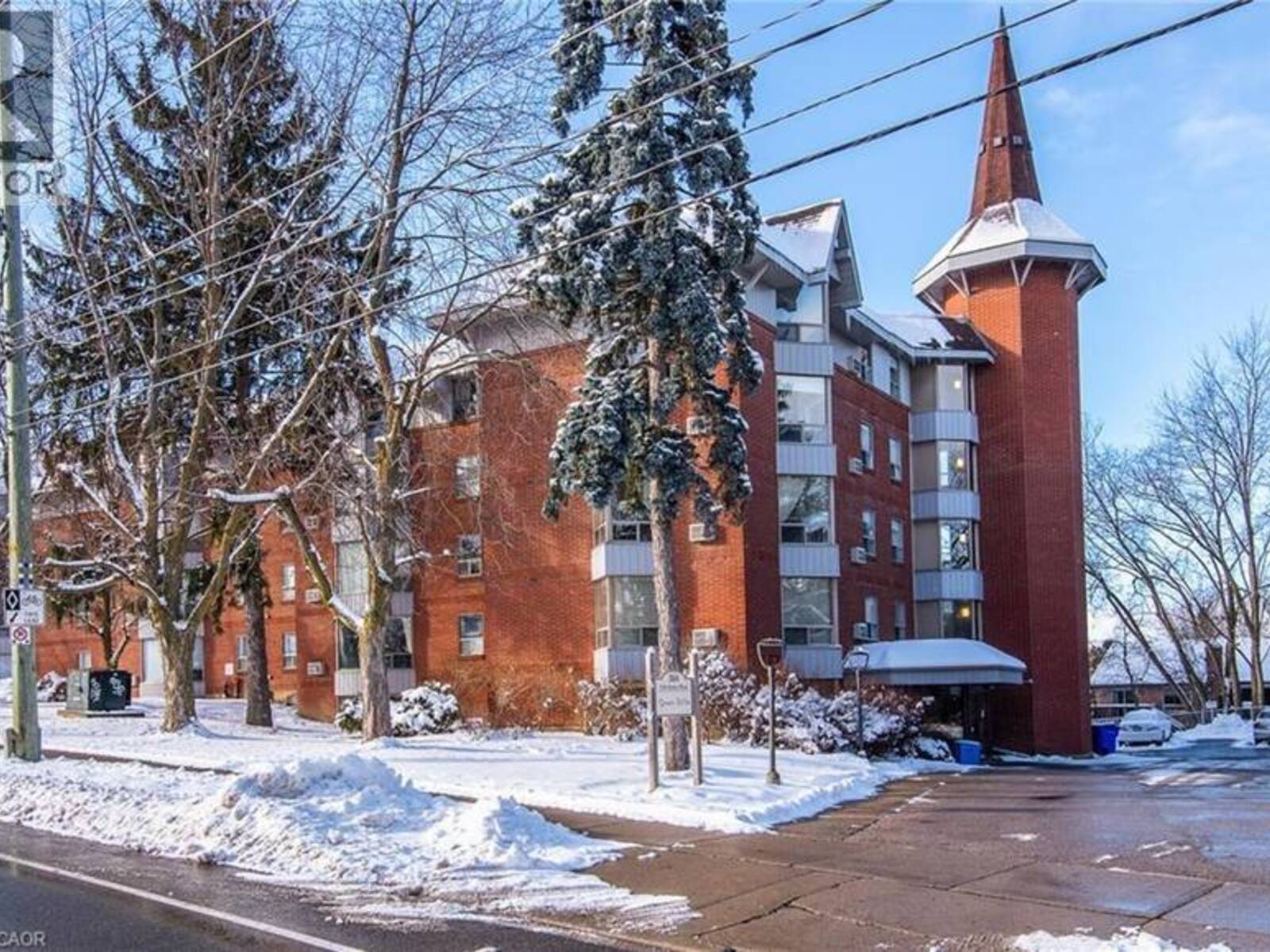 384 W ERB Street Unit# 207, Waterloo, Ontario N2L 1W6