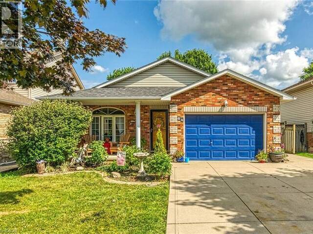 64 CALEDONIA Avenue Caledonia Ontario, N3W 2M9 - 6 Bedrooms Home For Sale