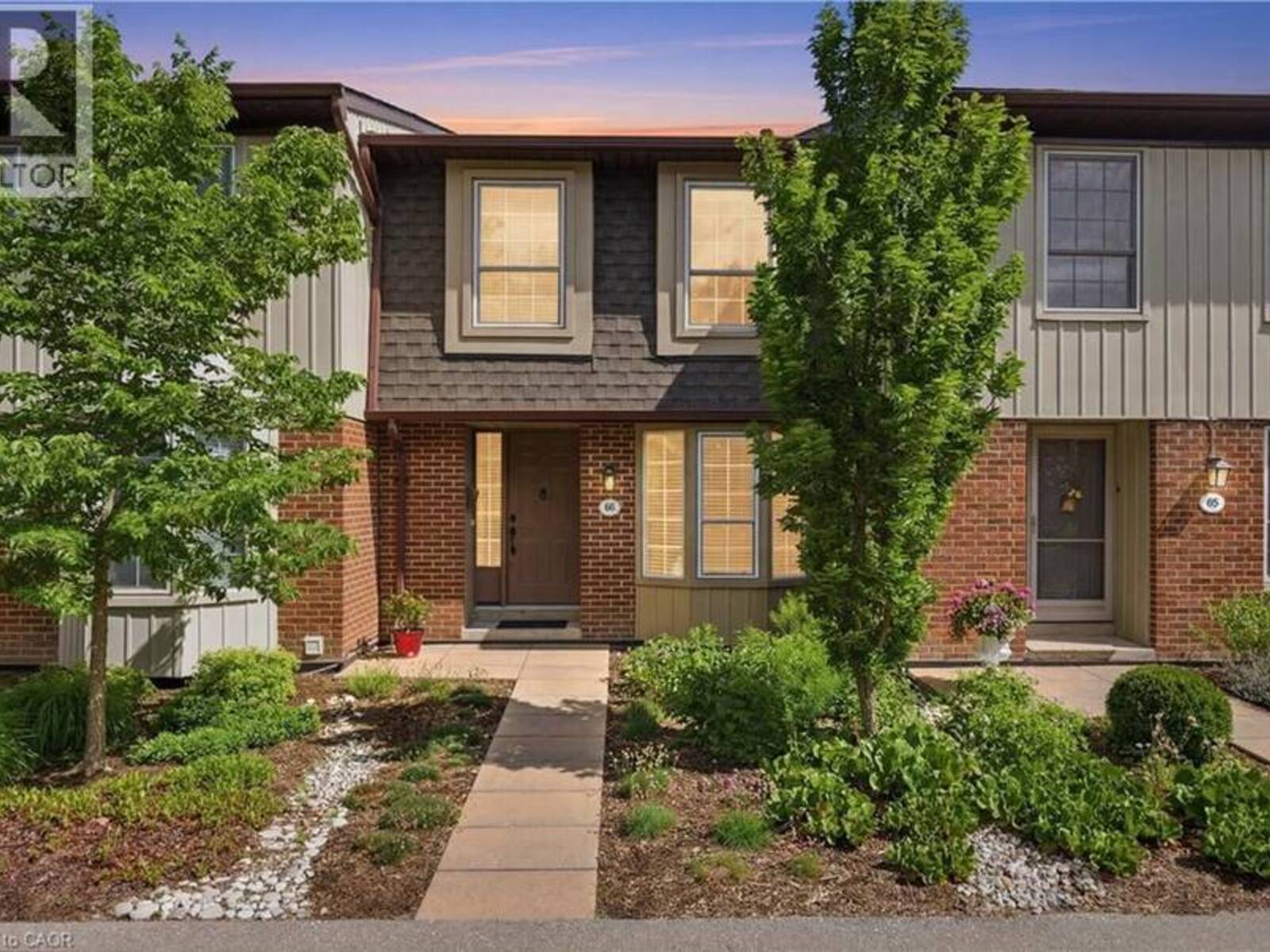 3027 GLENCREST Road Unit# 66, Burlington, Ontario L7N 3K1