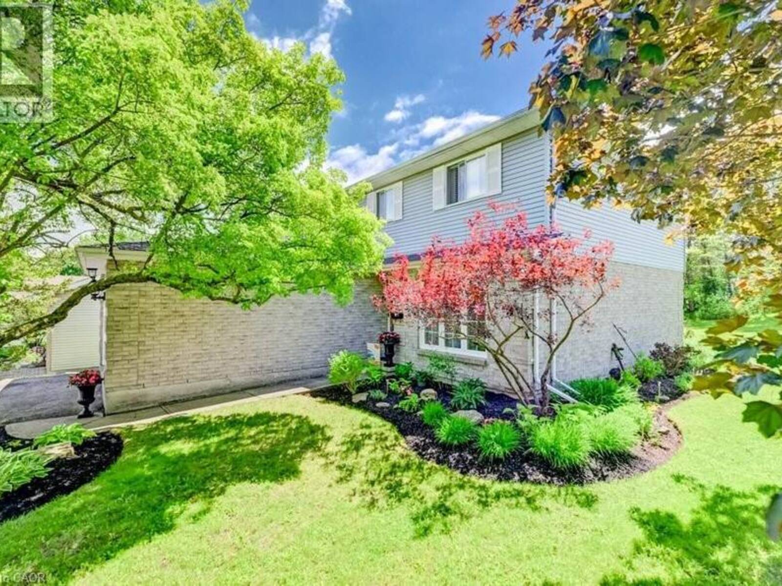 469 WESTVALE Drive, Waterloo, Ontario N2T 1S9