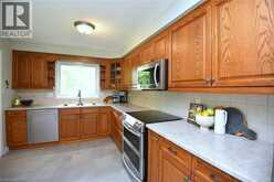 34 HOWARD Boulevard | Waterdown Ontario | Slide Image Fifteen