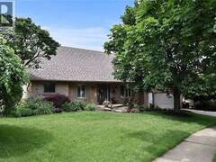 34 HOWARD Boulevard Waterdown Ontario, L8B 0G3