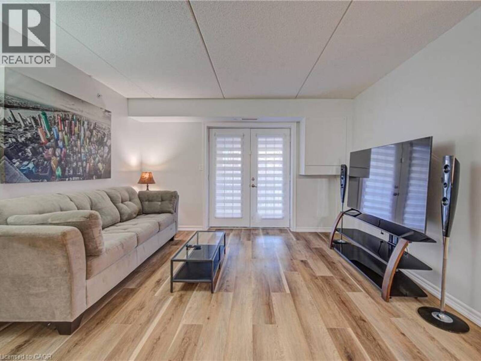 1490 BISHOPS Gate Unit# 106, Oakville, Ontario L6M 4N3