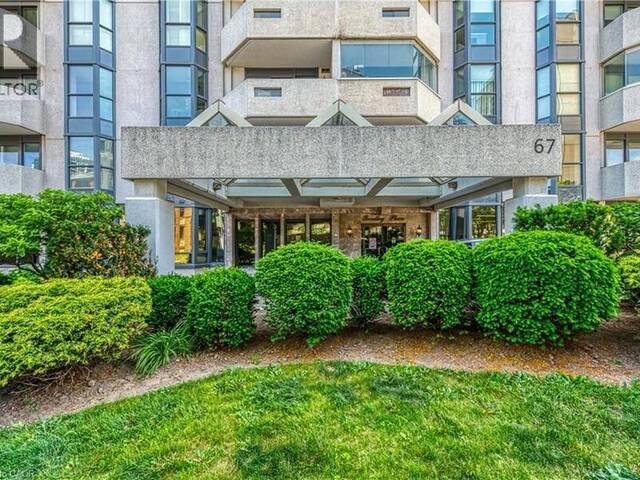 67 CAROLINE Street S Unit# 203 Hamilton Ontario, L8P 3K6 - 2 Bedrooms Condo For Sale