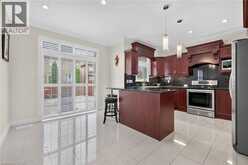 81 MORNING MIST Drive | Hamilton Ontario | Slide Image Ten