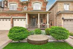 81 MORNING MIST Drive | Hamilton Ontario | Slide Image Four
