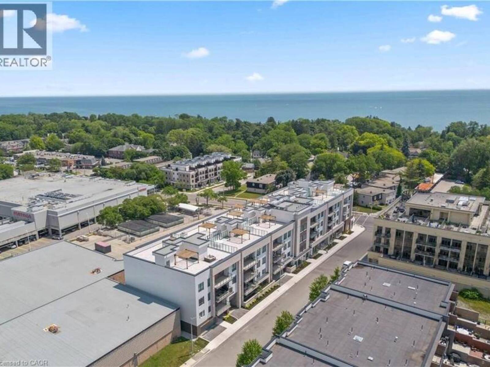 123 MAURICE Drive Unit# 303, Oakville, Ontario L6K 2W6